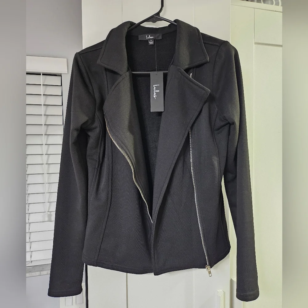 Lulu's NWT Black Knit Moto Jacket size S - Picture 4 of 4